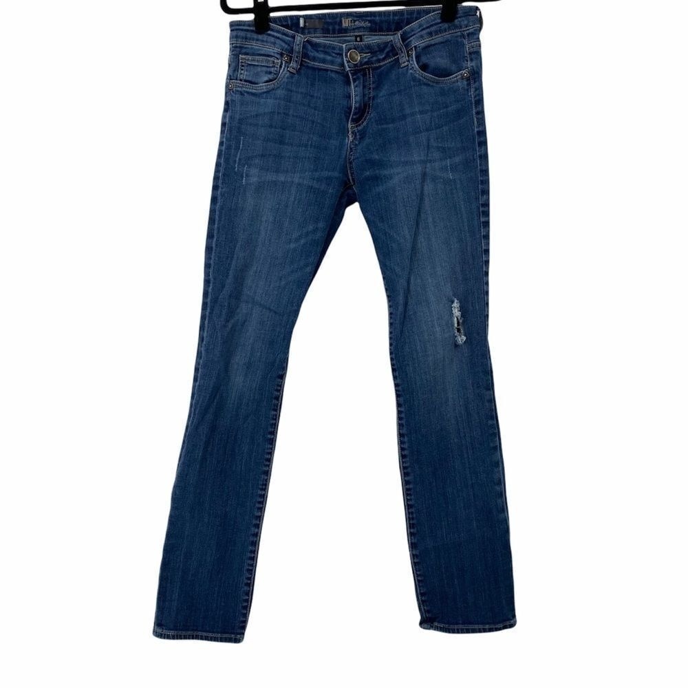 KFTK Boyfriend Slightly Distressed Jeans Women’s 6